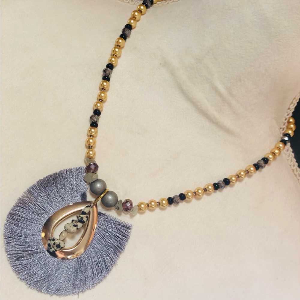 Handcrafted genuine stone faceted crystal fringe pendant necklace